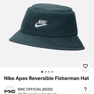 Nike Apex Reversible Hat in Dark Green